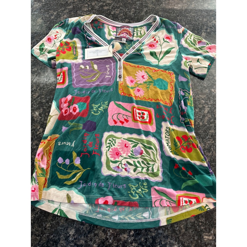 Johnny Was Janie Favorite Henley Tee Fleur Floral Print Green T13226-4 Small NEW